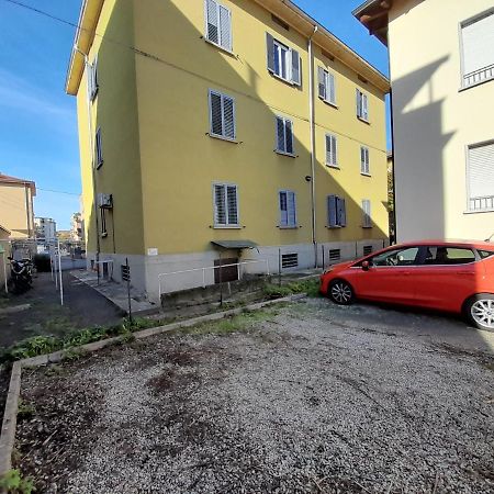 Апартаменты Breve Ristoro Парма Экстерьер фото